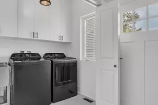 539A Boston St, Guilford, CT 06437 - Photo 35