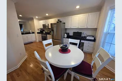 604 Sienna Drive #604, Danbury, CT 06810 - Photo 3