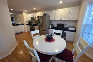 604 Sienna Dr, Danbury, CT 06810 - Photo 3