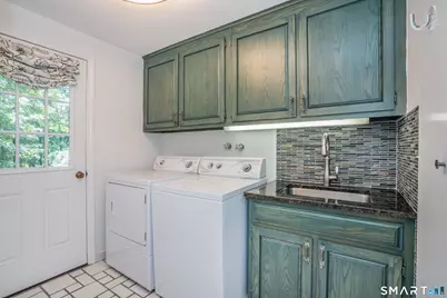 15 Rushleigh Road, West Hartford, CT 06117 - Photo 15