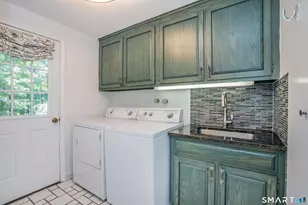 15 Rushleigh Rd, West Hartford, CT 06117 - Photo 15
