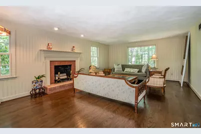 15 Rushleigh Road, West Hartford, CT 06117 - Photo 5