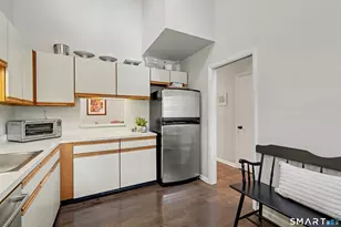 2289 Bedford St, Stamford, CT 06905 - Photo 17