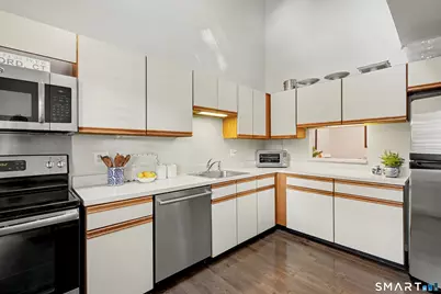 2289 Bedford Street #D12, Stamford, CT 06905 - Photo 15