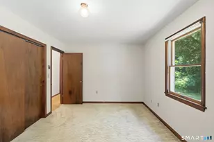19 Holmes Rd, East Lyme, CT 06333 - Photo 27