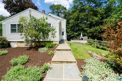 1005 Smith Ridge Road, New Canaan, CT 06840 - Photo 21