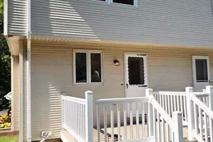 10 Countryside Ln, Middletown, CT 06457 - Photo 3