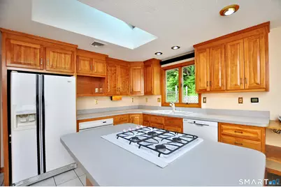 100 Wynding Brook Drive, Rocky Hill, CT 06067 - Photo 13