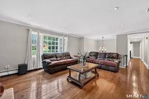 46 Doris Dr, Monroe, CT 06468 - Photo 5