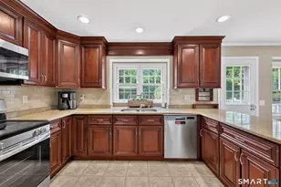 46 Doris Dr, Monroe, CT 06468 - Photo 13