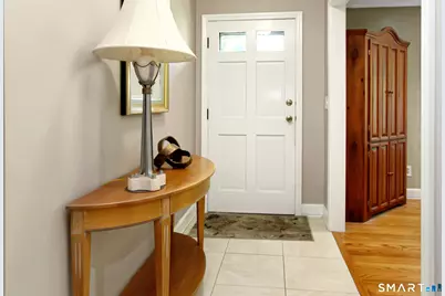 21 Twin Circle Drive, Trumbull, CT 06611 - Photo 11