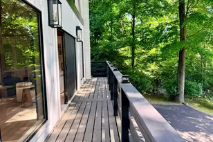 237 Strobel Rd, Trumbull, CT 06611 - Photo 17