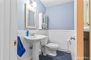 10 Grumman Ave, Norwalk, CT 06851 - Photo 17