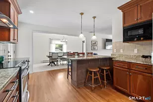 10 Grumman Ave, Norwalk, CT 06851 - Photo 9
