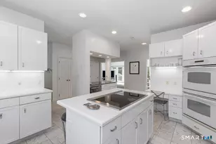 30 Grouse Ln, Woodbridge, CT 06525 - Photo 13