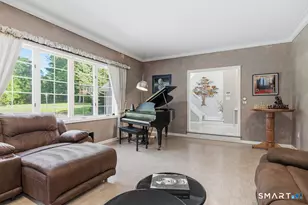 30 Grouse Ln, Woodbridge, CT 06525 - Photo 5