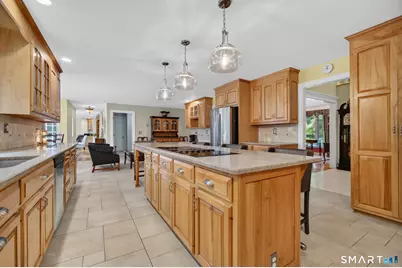 10 Old Purdy Station Road, Newtown, CT 06470 - Photo 5
