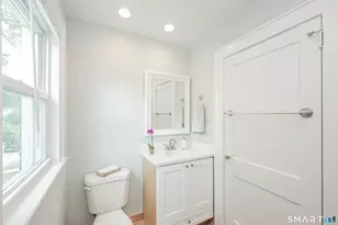 300 Hubbard Ave, Stamford, CT 06905 - Photo 9
