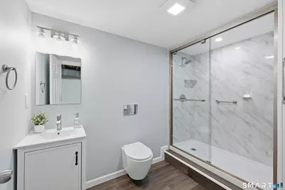 111 Mountain Road, West Hartford, CT 06107 - Photo 27