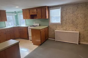 134 Vance St, New Britain, CT 06052 - Photo 7