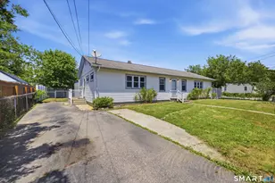 257 Midway Oval, Groton, CT 06340 - Photo 3
