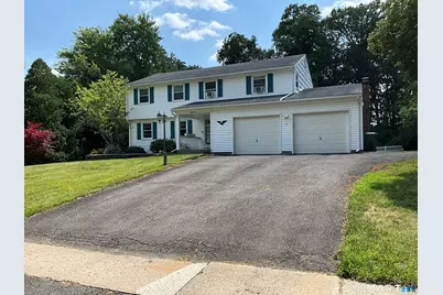 31 Winthrop Road, Windsor, CT 06095 - Photo 1