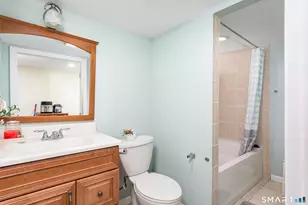 31 Winthrop Rd, Windsor, CT 06095 - Photo 13