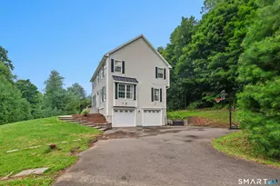 104 W Flat Hill Rd, Southbury, CT 06488 - Photo 3