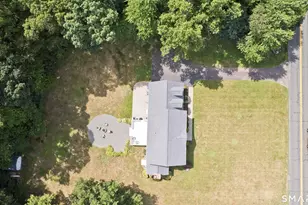 191 Abbe Rd, Enfield, CT 06082 - Photo 3
