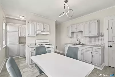 97-99 Fairview Avenue #2, Bridgeport, CT 06606 - Photo 11