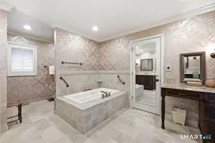 38 Cary Ln, Bloomfield, CT 06002 - Photo 19