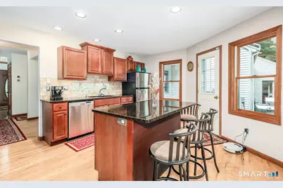 18 Stephanie Drive, New Milford, CT 06776 - Photo 7
