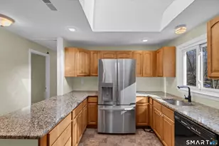 13 Victoria Ln, Old Lyme, CT 06371 - Photo 7