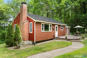 32 Fairview Ave, New Hartford, CT 06057 - Photo 1