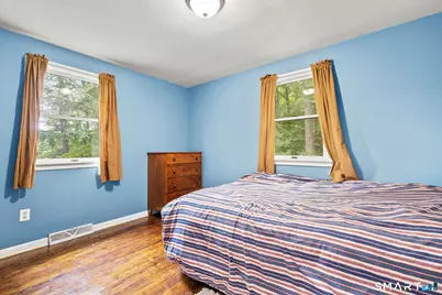 32 Fairview Avenue, New Hartford, CT 06057 - Photo 5