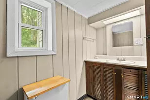 32 Fairview Ave, New Hartford, CT 06057 - Photo 15