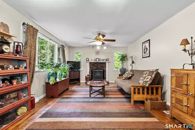 32 Fairview Avenue, New Hartford, CT 06057 - Photo 7