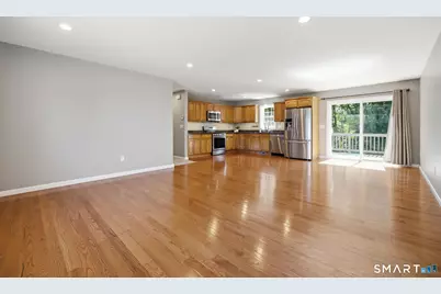 366 King Street, East Hartford, CT 06108 - Photo 5