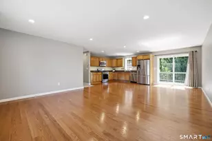 366 King St, East Hartford, CT 06108 - Photo 5