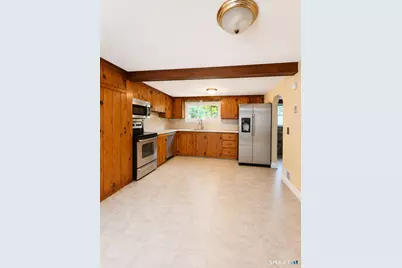 561 Hopewell Road #Floor 1, Glastonbury, CT 06073 - Photo 9
