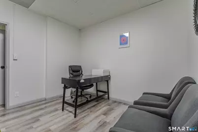 1389 West Main Street 306-302 Office #5, Waterbury, CT 06708 - Photo 5