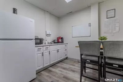 1389 West Main Street 306-302 Office #5, Waterbury, CT 06708 - Photo 11