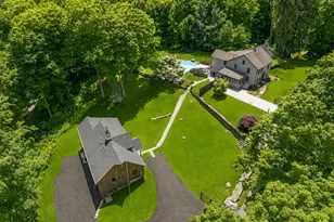 214 Florida Hill Rd, Ridgefield, CT 06877 - Photo 3