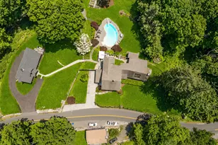 214 Florida Hill Rd, Ridgefield, CT 06877 - Photo 5