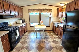 441 Main St, East Hartford, CT 06118 - Photo 3