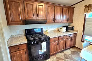 441 Main St, East Hartford, CT 06118 - Photo 5