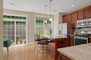 64 Warrington Round, Danbury, CT 06810 - Photo 5