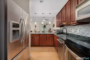 78 Perry St, Putnam, CT 06260 - Photo 5