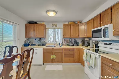 200 East Ridge Road, Middletown, CT 06457 - Photo 23