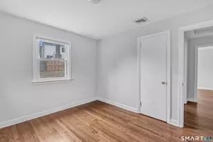 215 Bennett St, Fairfield, CT 06825 - Photo 15